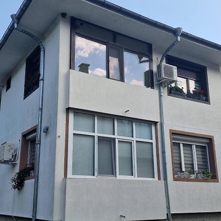 Z-Apartment In Tryavna Exterior foto