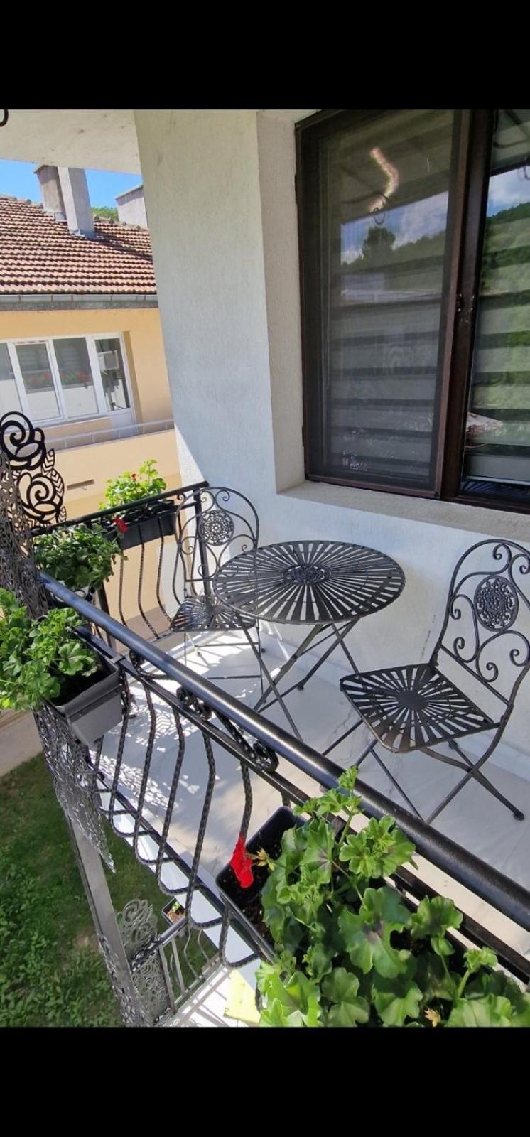 Z-Apartment In Tryavna Exterior foto
